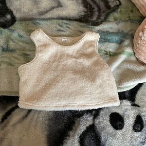 Brand is shein, color is white/Baige, and size is 11-12.